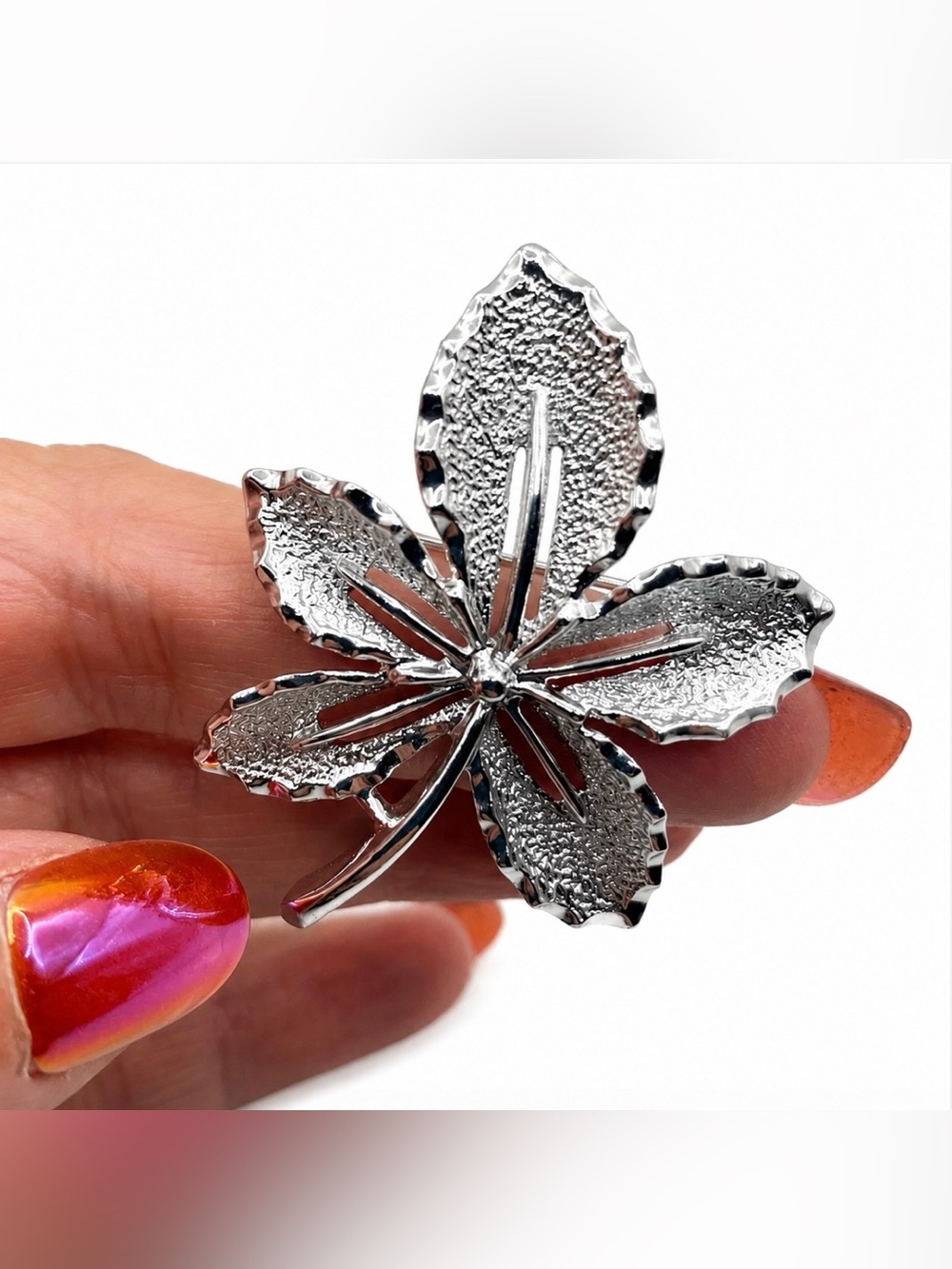Sarah Coventry Ivy Leaf Brooch Pin Silver Tone Stamped